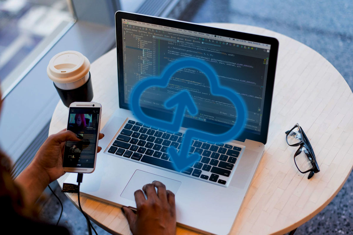 Cloud Data Management for transformation to E-commerce Business